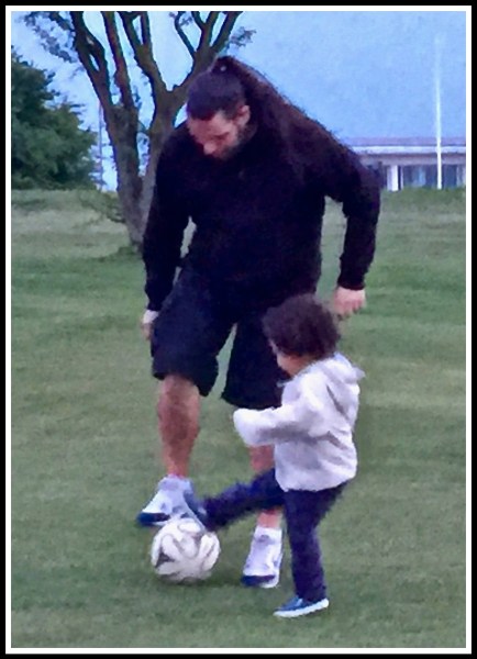 Me  Raffy Football tackle