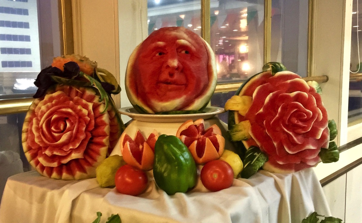 fantastic carved fruit