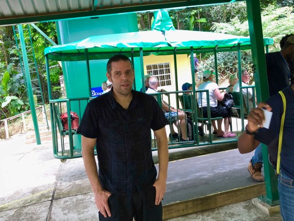 Me waiting for the Gondela 