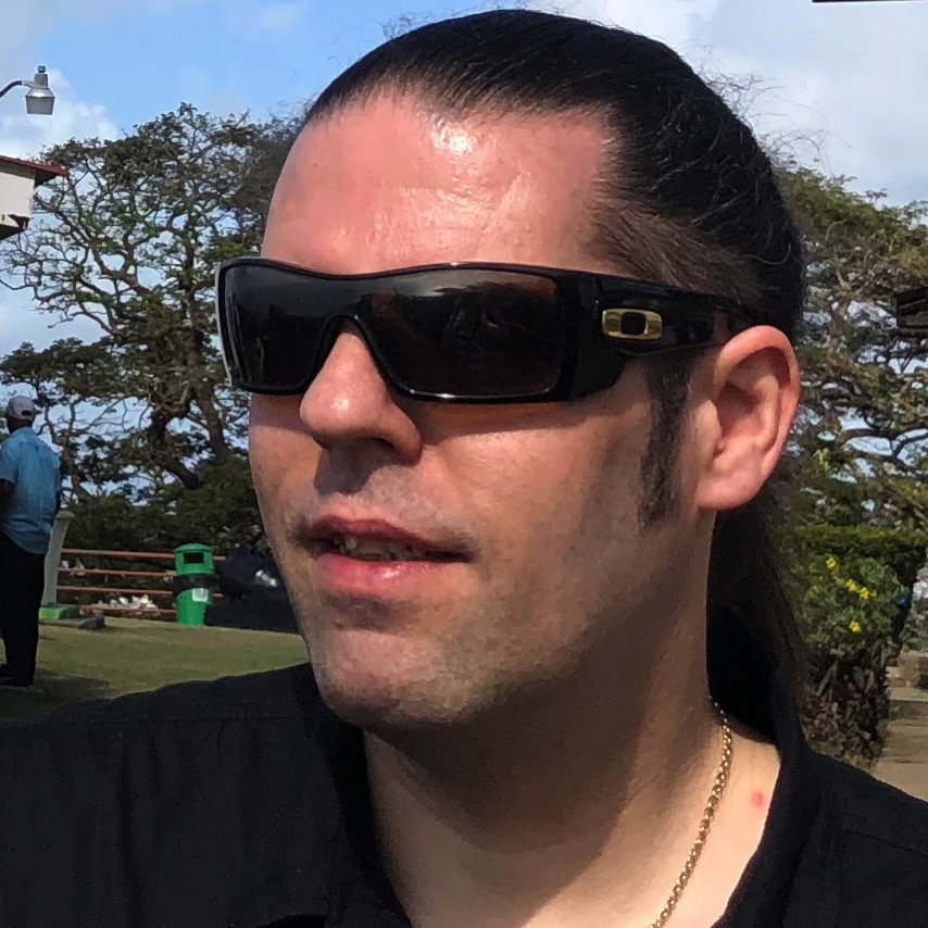 Portrait of me wearing my sunglassesPortrait of me wearing my sunglasses