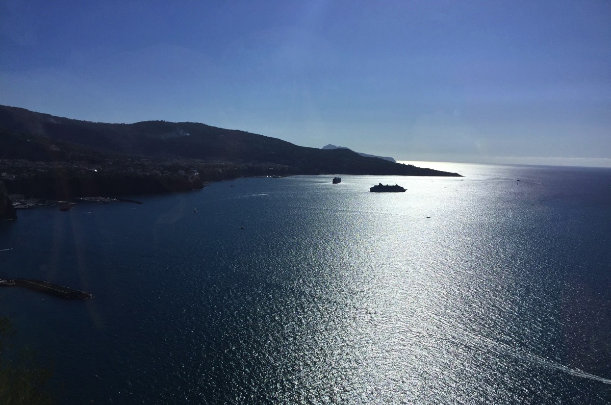 Sunse over the coastline 